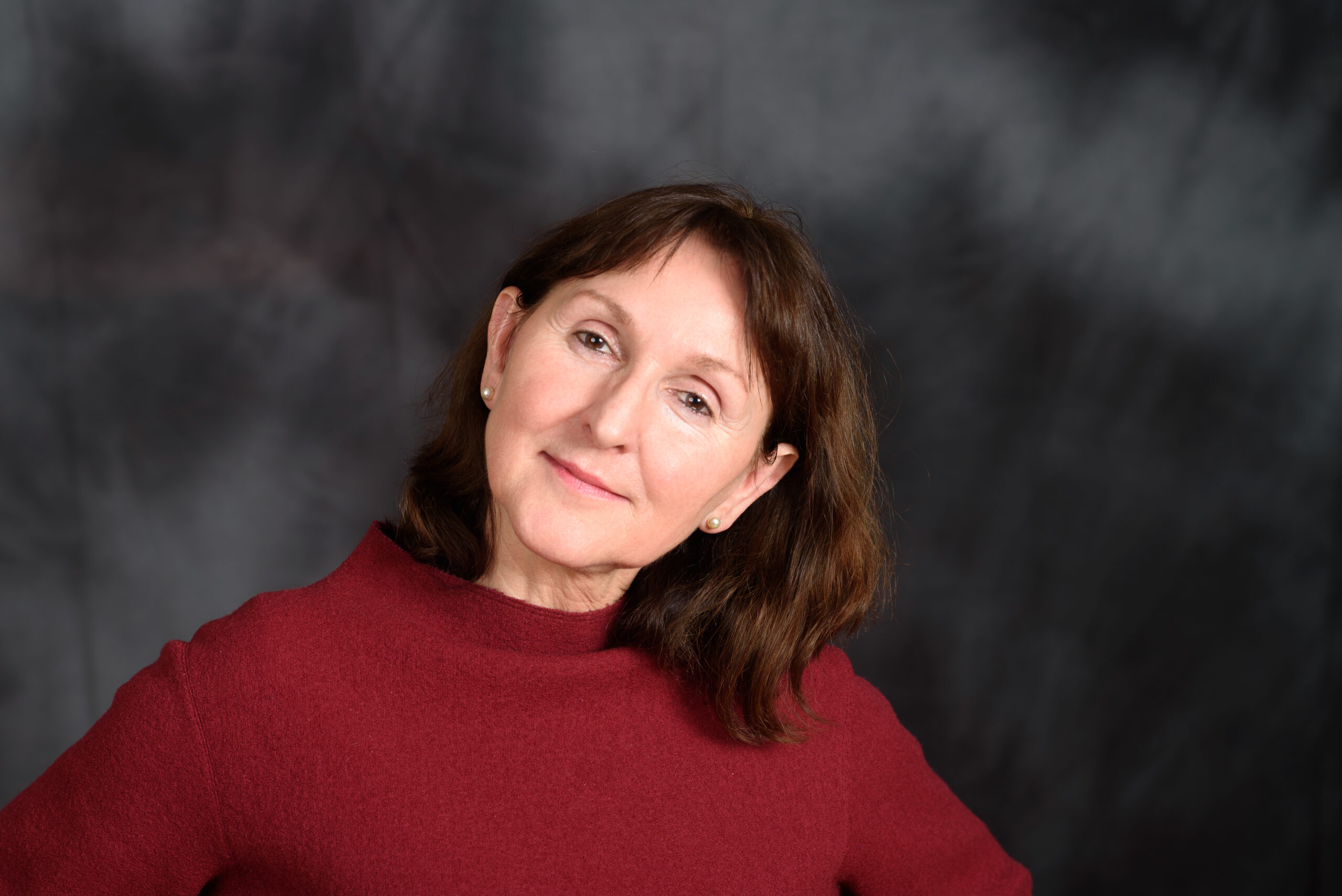 Frau Regina Schelly